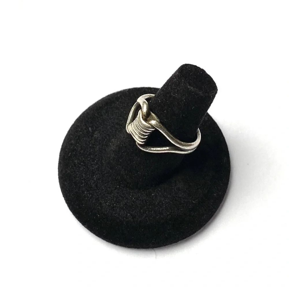 Sterling Silver Open Loop Knot Ring Size 7 1/2